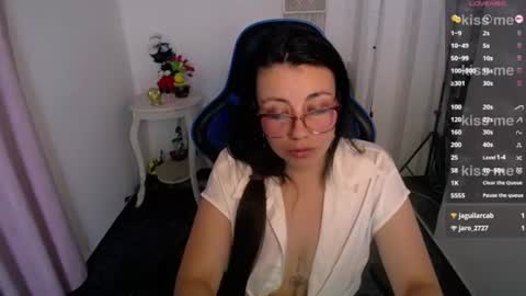 queenrose94 online show from June 2026 12:32:02 AM