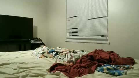 queenskull870 online show from September 2025 01:10:01 AM