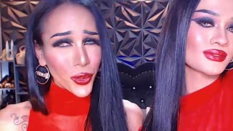 Snapshot of queenvalentinats chatting on February 2025 01:21:01 AM ValentinaMoone online show from February 2025 01:21:01 AM