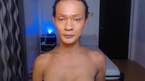 ValentinaMoone online show from November 2025 01:27:02 AM