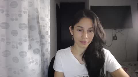 Snapshot of queenvictoria2023 chatting on December 2024 03:36:01 AM Paola online show from December 2024 03:36:01 AM