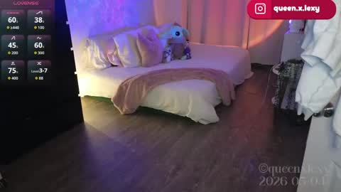 queenx_lexy online show from May 2026 09:44:02 PM