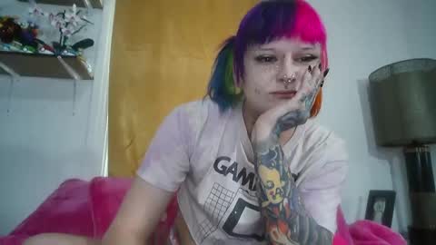 Snapshot of queer_burrito chatting on April 2026 03:49:02 PM Sky Burrito online show from April 2026 03:49:02 PM