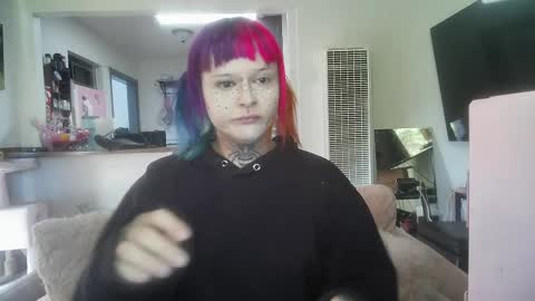 Snapshot of queer_burrito chatting on April 2026 03:57:01 PM Sky Burrito online show from April 2026 03:57:01 PM