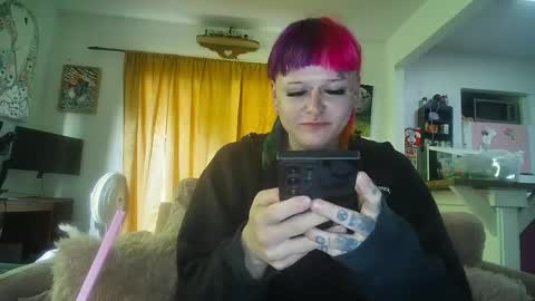 Snapshot of queer_burrito chatting on April 2026 01:47:01 AM Sky Burrito online show from April 2026 01:47:01 AM