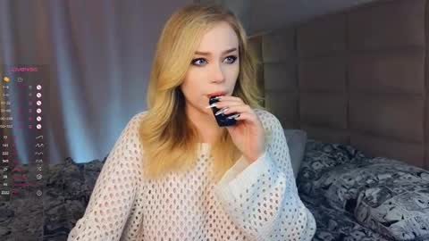 Teri  My favorite vibes 77 101 222 666 online show from February 2025 11:42:02 AM