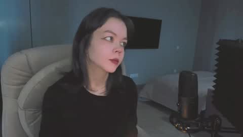 Snapshot of quietluxury chatting on March 2026 10:44:02 AM quietluxury online show from March 2026 10:44:02 AM