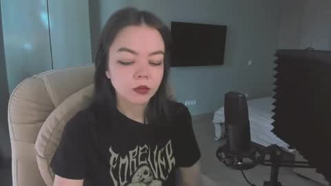 Snapshot of quietluxury chatting on March 2026 11:59:02 AM quietluxury online show from March 2026 11:59:02 AM