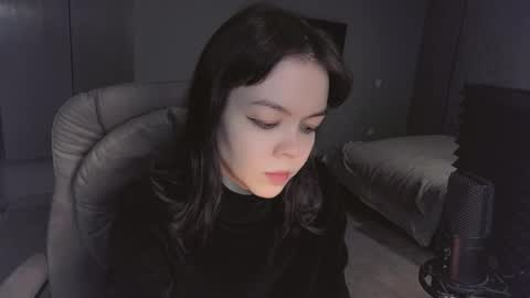 quietluxury online show from April 2026 08:57:02 PM