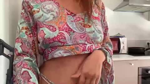 Quinnyelena online show from June 2026 08:40:02 AM