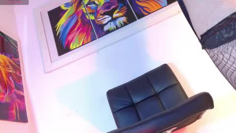 Snapshot of quuen_valery chatting on June 2026 09:00:01 AM quuen_valery online show from June 2026 09:00:01 AM
