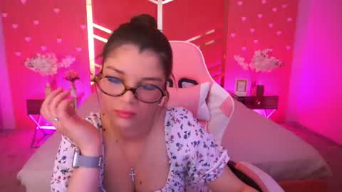 Karolina online show from June 2026 06:35:01 AM