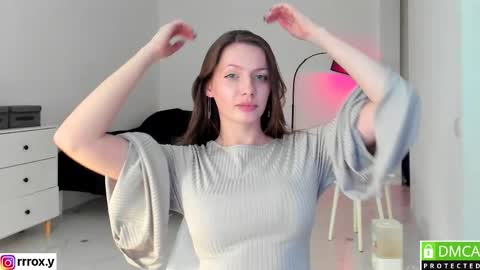 Snapshot of r00xvel chatting on October 2025 08:34:02 AM r00xvel online show from October 2025 08:34:02 AM