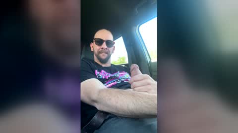 r2deplex31 online show from May 2026 07:00:02 PM