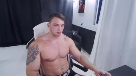 Snapshot of r9dima1998 chatting on May 2026 01:11:02 AM Dmitry online show from May 2026 01:11:02 AM