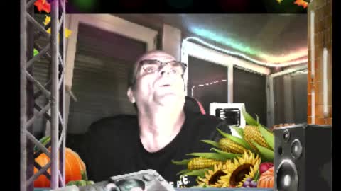 Snapshot of r_2d2_ chatting on September 2025 08:52:02 PM dj mike online show from September 2025 08:52:02 PM