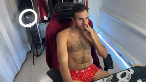 Snapshot of raamos chatting on October 2025 07:34:01 PM Nikita online show from October 2025 07:34:01 PM