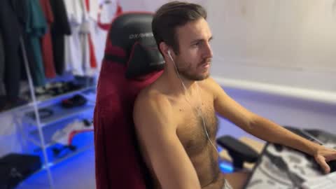 Snapshot of raamos chatting on October 2025 05:36:02 PM Nikita online show from October 2025 05:36:02 PM