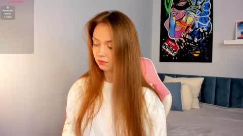 Snapshot of rachel_fernardi chatting on April 2026 11:43:02 PM rachel_fernardi online show from April 2026 11:43:02 PM