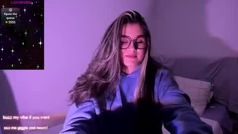 Rachel Foss online show from January 2025 10:51:01 PM