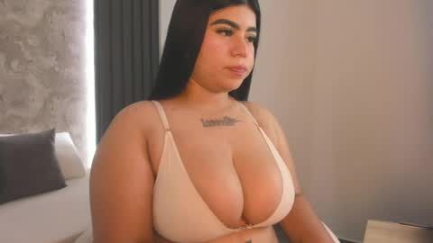 Snapshot of rachel_foxx_ chatting on April 2026 02:29:02 AM R A C H E L online show from April 2026 02:29:02 AM