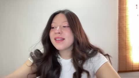 rachel james   online show from November 2025 06:01:01 PM