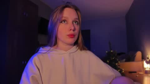 Snapshot of rachel_passion chatting on December 2024 05:05:02 PM Diana online show from December 2024 05:05:02 PM