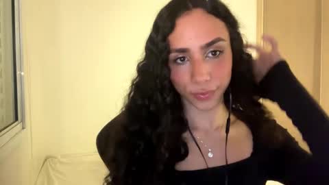Nina online show from May 2026 11:23:01 PM