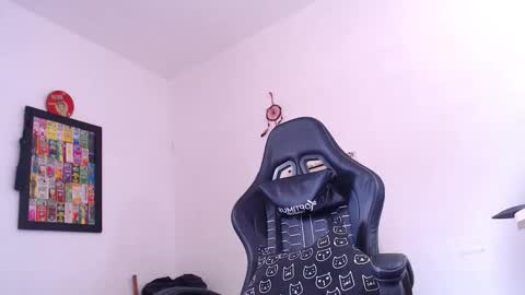 Snapshot of rachell_420 chatting on November 2025 01:54:02 PM rachell_420 online show from November 2025 01:54:02 PM