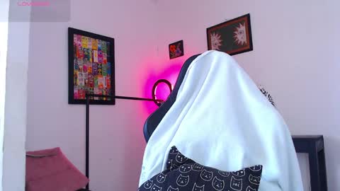 rachell_420 online show from May 2026 02:33:02 PM