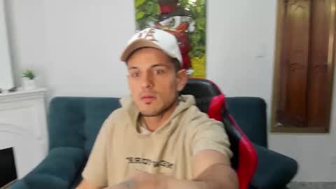 rachell_jacob online show from April 2026 08:42:01 AM