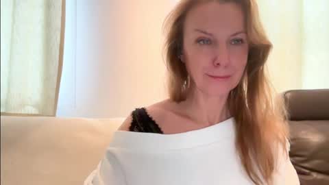 Snapshot of rachelldelicious chatting on January 2025 01:32:01 PM Rachel online show from January 2025 01:32:01 PM