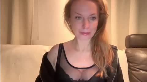 Snapshot of rachelldelicious chatting on January 2025 09:10:01 PM Rachel online show from January 2025 09:10:01 PM