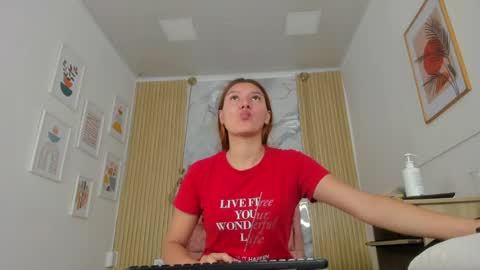 rachellesc online show from June 2026 12:15:02 PM