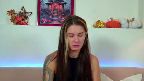 Snapshot of rachellsimpson chatting on October 2025 06:25:02 PM RachellSimpson online show from October 2025 06:25:02 PM