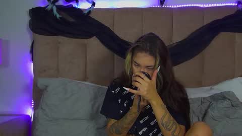 Snapshot of rachellsimpson chatting on October 2025 06:31:01 PM RachellSimpson online show from October 2025 06:31:01 PM