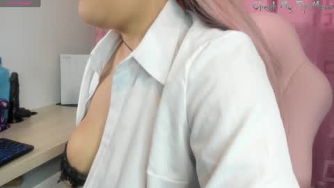 REY online show from January 2025 10:23:02 AM