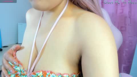 REY online show from February 2025 10:21:02 AM