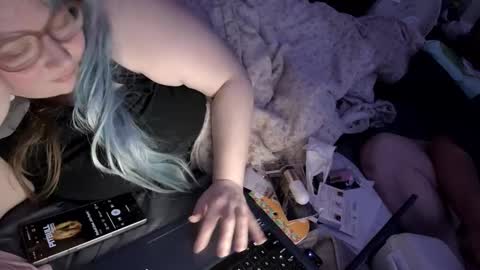 rachs_wardrobe online show from March 2026 01:01:02 AM