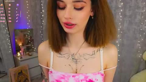 Snapshot of radaberesford chatting on December 2025 07:53:02 PM Rada o online show from December 2025 07:53:02 PM