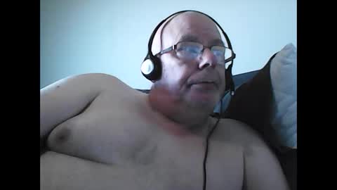 Snapshot of rader50 chatting on December 2025 08:32:02 AM rader50 online show from December 2025 08:32:02 AM