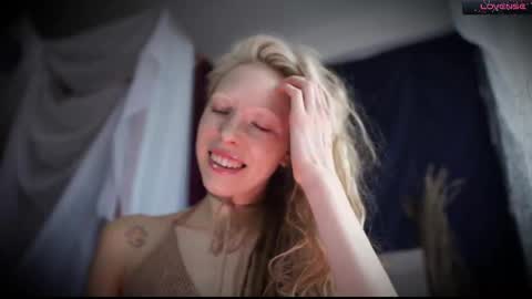 Snapshot of radiant_ada chatting on March 2025 08:44:01 AM ada online show from March 2025 08:44:01 AM