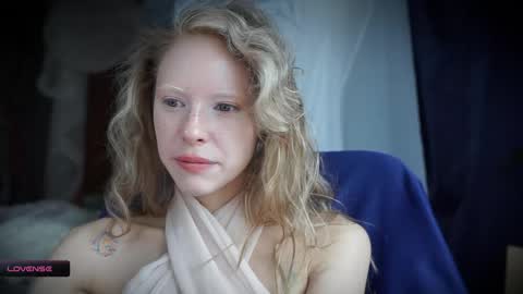 Snapshot of radiant_ada chatting on October 2025 10:15:02 AM ada online show from October 2025 10:15:02 AM