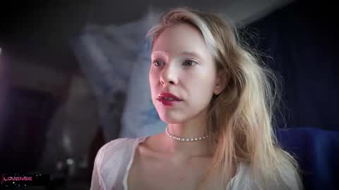 Snapshot of radiant_ada chatting on November 2025 10:58:01 AM ada online show from November 2025 10:58:01 AM