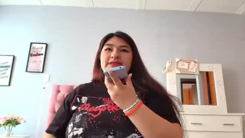 Snapshot of radiantgoddes chatting on January 2025 02:11:01 PM radiantgoddes online show from January 2025 02:11:01 PM