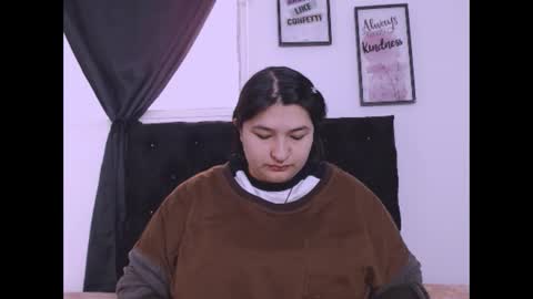 Snapshot of radiantgoddes chatting on October 2025 01:06:02 PM radiantgoddes online show from October 2025 01:06:02 PM