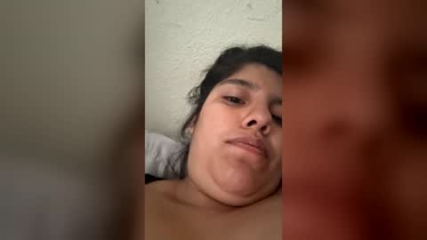 rae_91 online show from June 2026 08:35:01 PM