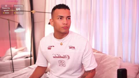 rafa_cruz online show from April 2026 12:19:02 PM