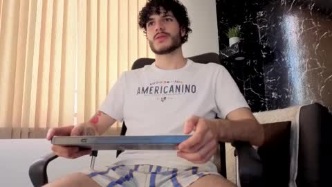 Snapshot of rafael_mendez chatting on December 2025 08:47:02 PM R A F A E L online show from December 2025 08:47:02 PM