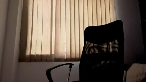 Snapshot of rafael_mendez chatting on December 2025 08:35:01 PM R A F A E L online show from December 2025 08:35:01 PM